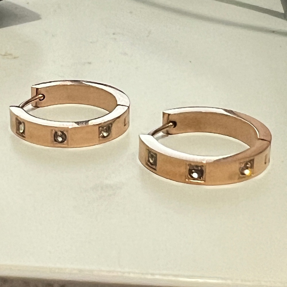 Rose Gold‎ Tone Crystal Huggie Hoop Earrings Hinge Closure Minimalist Fashion